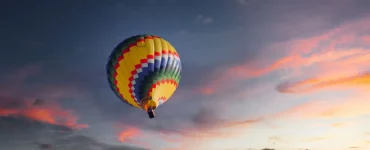 Une montgolfière qui s'échappe