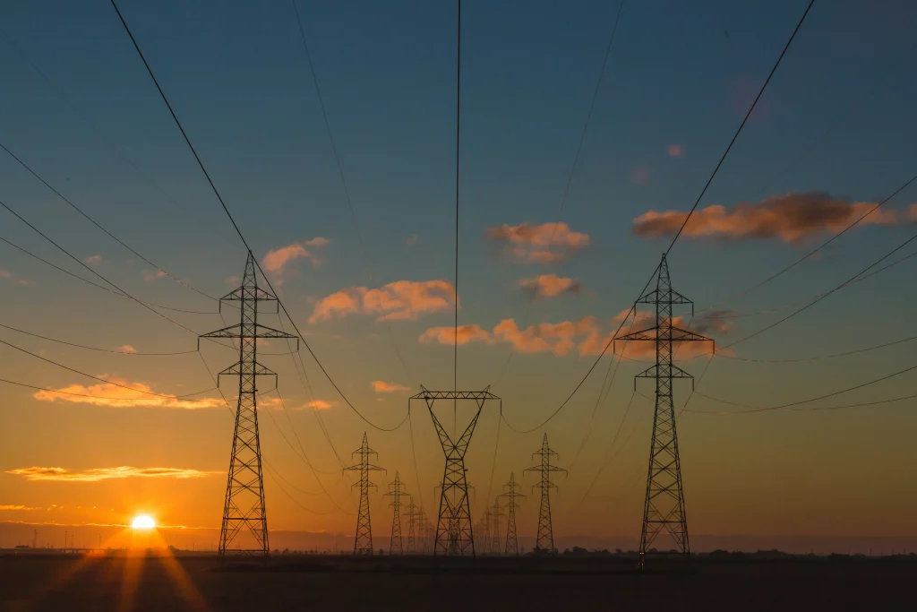 Des poteaux électriques