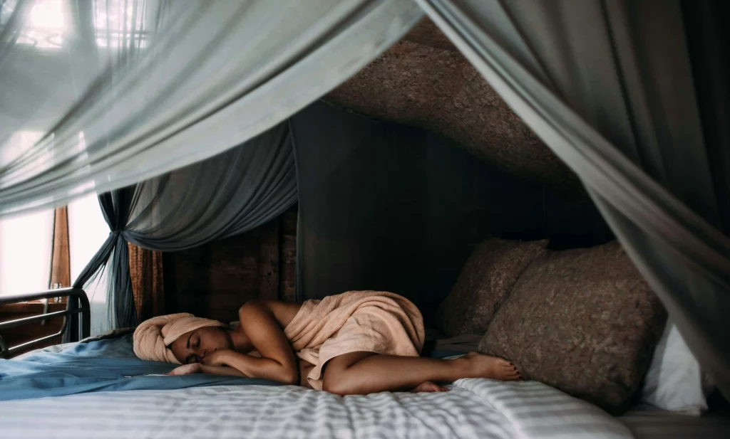 Une femme en train de dormir