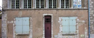 Un vieux logement vide