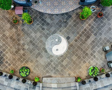 Ying Yang sur le sol