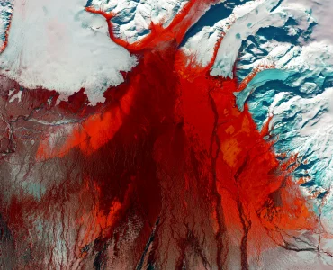 Du magma qui coule dans la glace