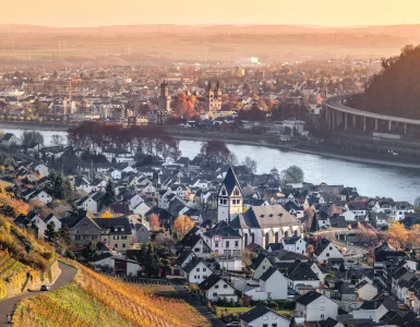 Une ville européenne en été